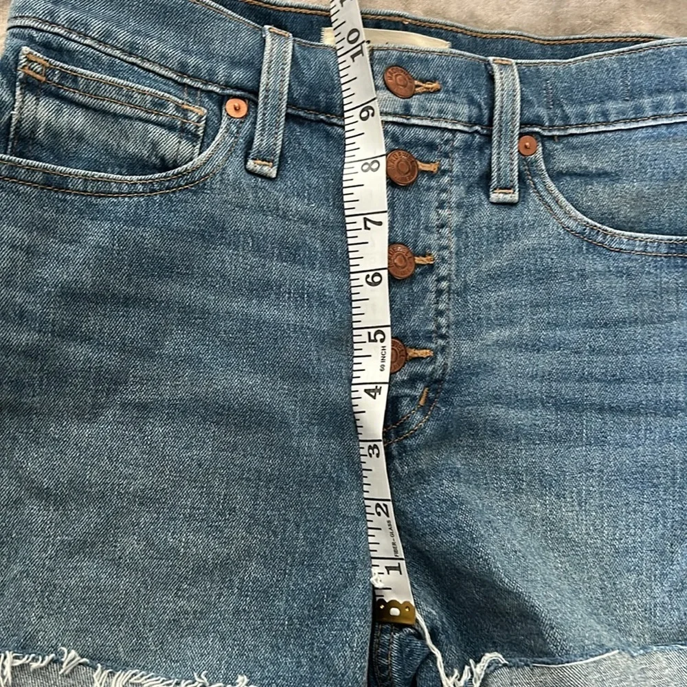 Madewell •buttoned fly